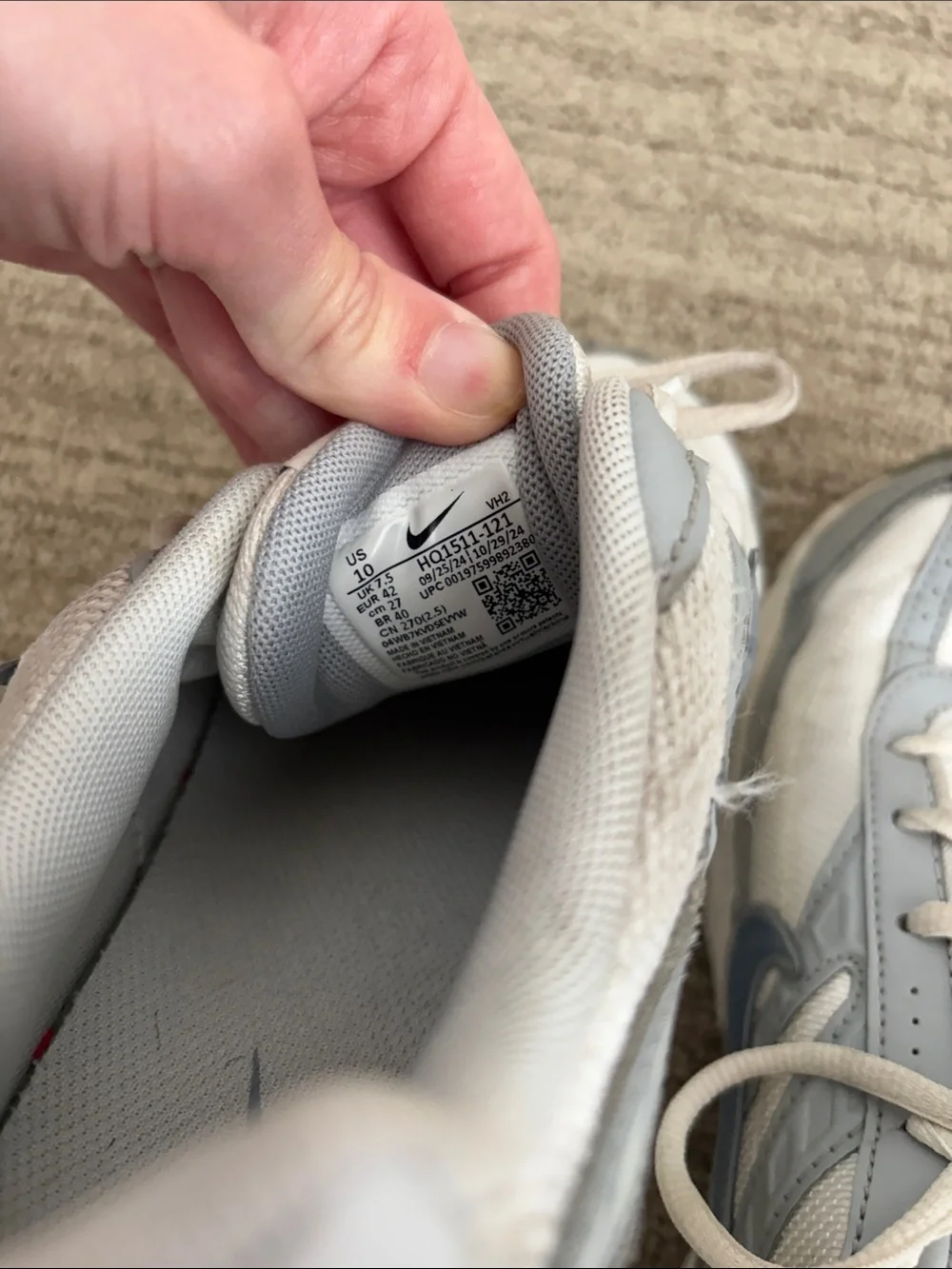 Nike White and Light Blue Mesh Running Shoes
